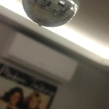 Retro Star Aparthotel *
